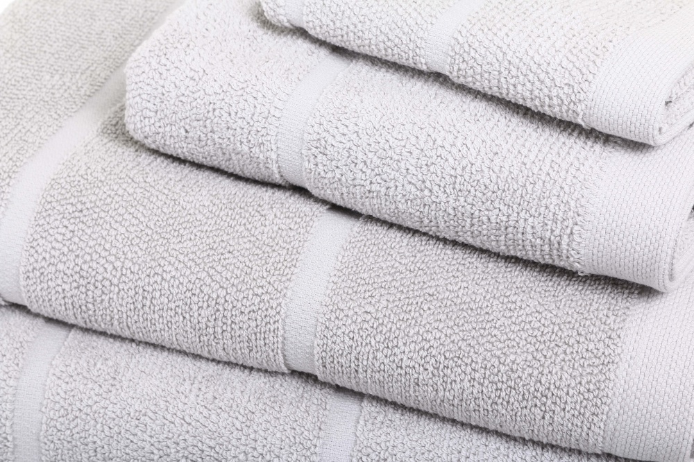 Рушник махровий Exclusive Ela 50x90 см світло-сірий La Nuit