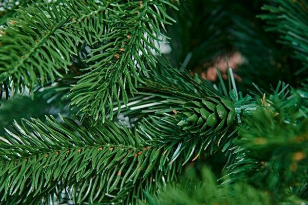 Елка искусственная Линда 2,2 м зеленый 