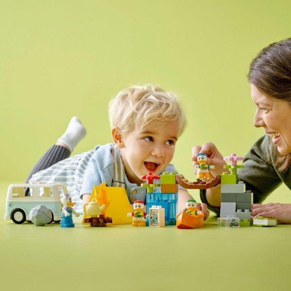 Конструктор LEGO DUPLO Пригоди на природі 10997