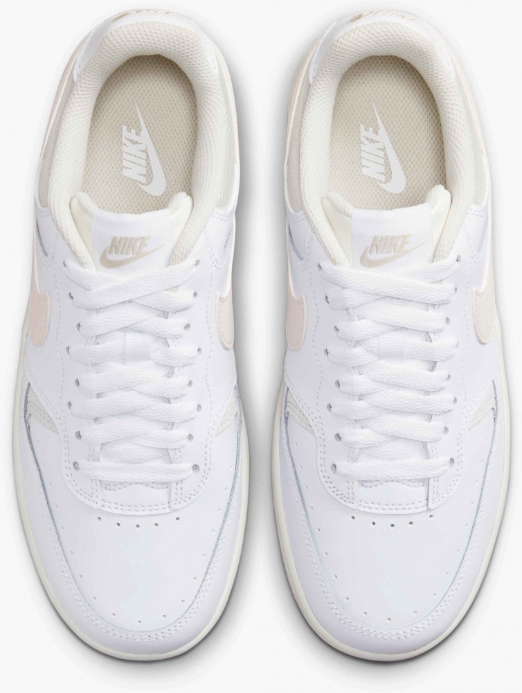 Кросівки жіночі Nike GAMMA FORCE DX9176-103 р.37,5 білі