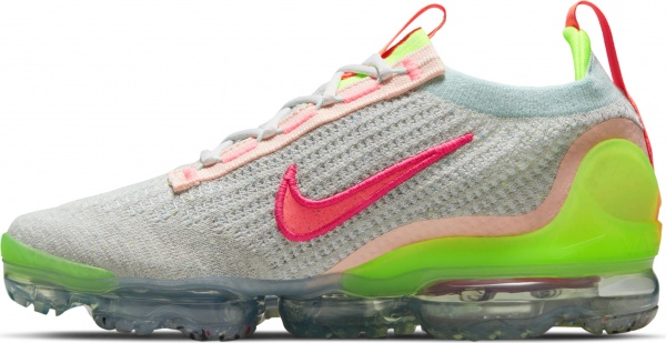 Кросівки Nike W AIR VAPORMAX 2021 FK DH4088-002 р.38 US 7 24 см різнокольоровий