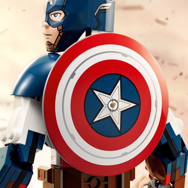 Конструктор LEGO Super Heroes Marvel Фигурка Капитана Америка для сборки 76258