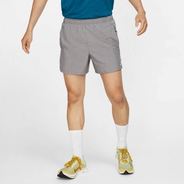 Шорти Nike M NK CHLLGR SHORT 5IN BF AJ7685-057 р. L сірий