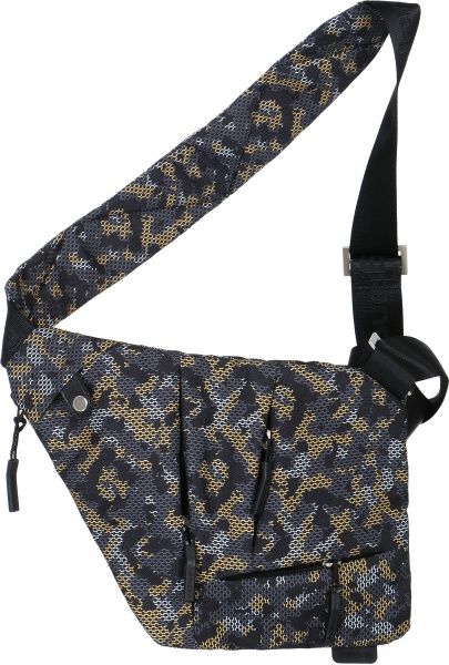 Сумка школьная Bagland Triangle 3 л 455 пиксель горчичный