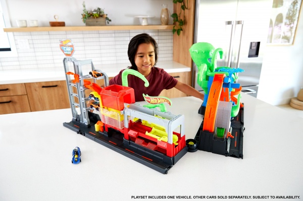  Hot Wheels Автомойка: Взрыв цветов