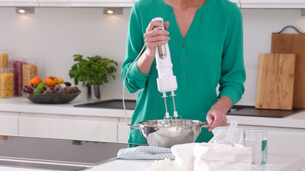 Блендер ручной Braun MQ 3105B WH Cream 