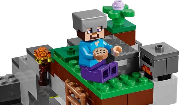 Конструктор LEGO Minecraft Пещера зомби 21141