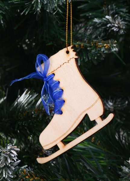 Елочная игрушка Коньки с лентой 5730 7 см 