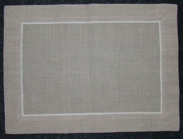 Серветка Едельвіка з бордюром 562-16/00 30x40 см лляний 