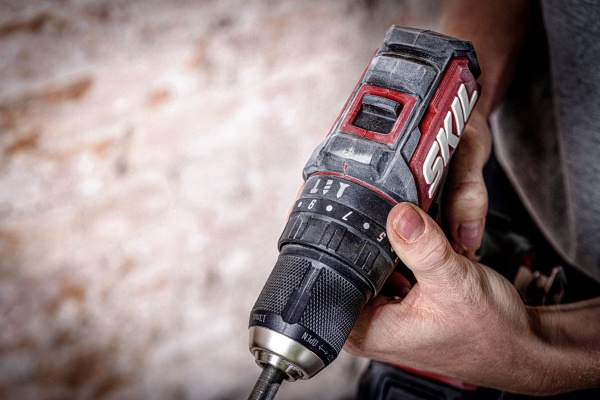 Шуруповерт ударний акумуляторний SKIL Compact CD1E3075CA