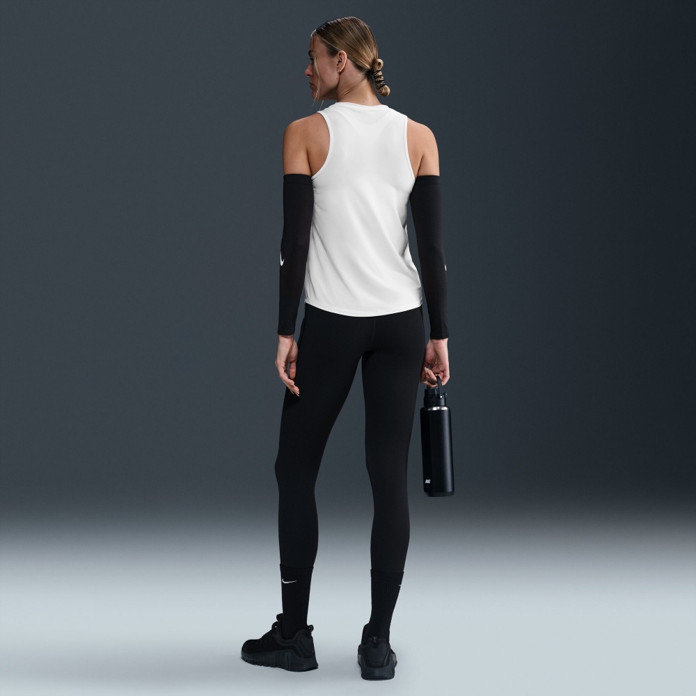 Майка Nike W NK ONE CLASSIC DF TANK WT IB9385-100 р.M белый