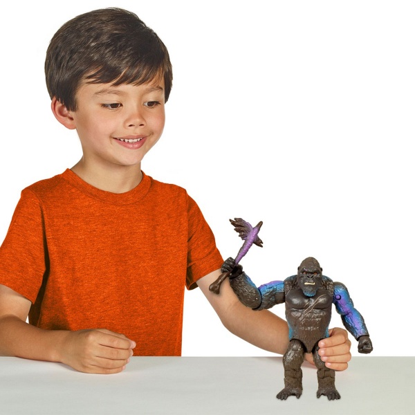 Фигурка GODZILLA VS. KONG Конг с боевыми ранами и топором 35354 