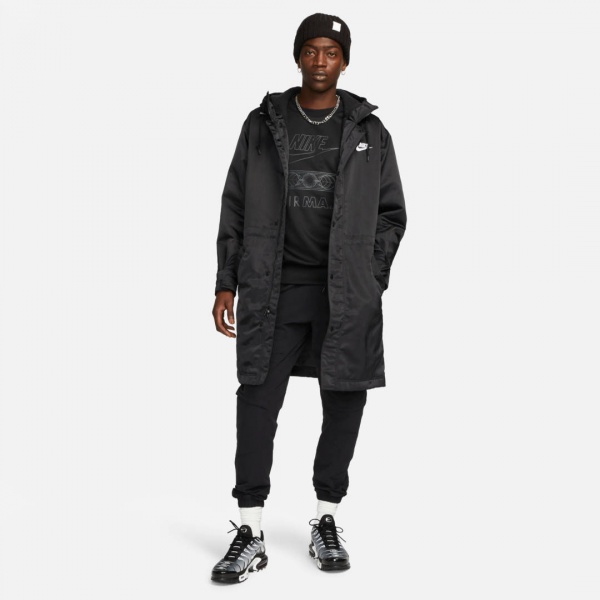 Куртка-парка Nike M NK CLUB STADIUM PARKA FB7320-010 р.S чорний