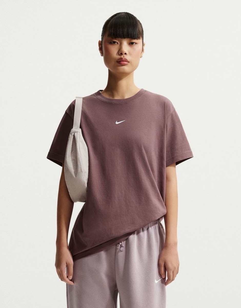 Футболка Nike W NSW CLASSIC SS TEE IH7601-502 р.XS коричневий — фото 1