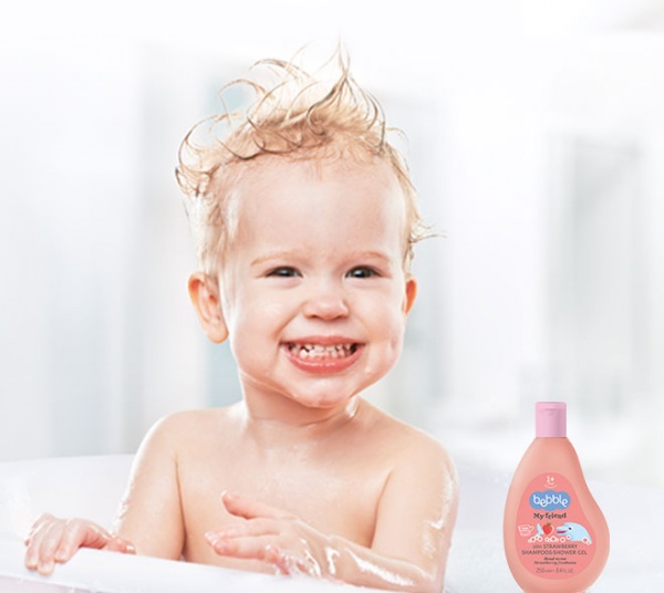 Гель-шампунь Bebble Клубника 2в1 250 мл 250 г