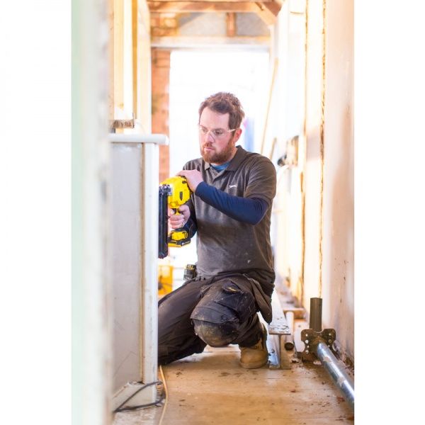 Степлер акумуляторний Stanley FMC792D2