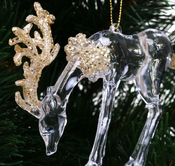 Підвіска декорована P.&C. Creative Олень з ажурними рогами 14 см в асортименті F21540202/207