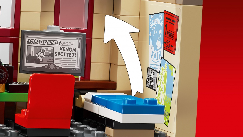 Конструктор LEGO Super Heroes Квартира Питера Паркера 76317