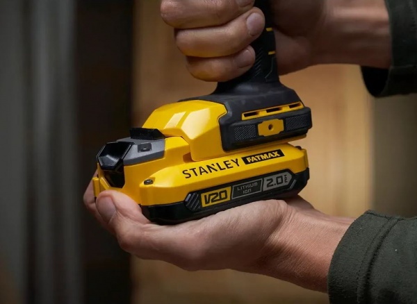 Світлодіодний ліхтарик Stanley FatMax 18,0V SFMCL050B