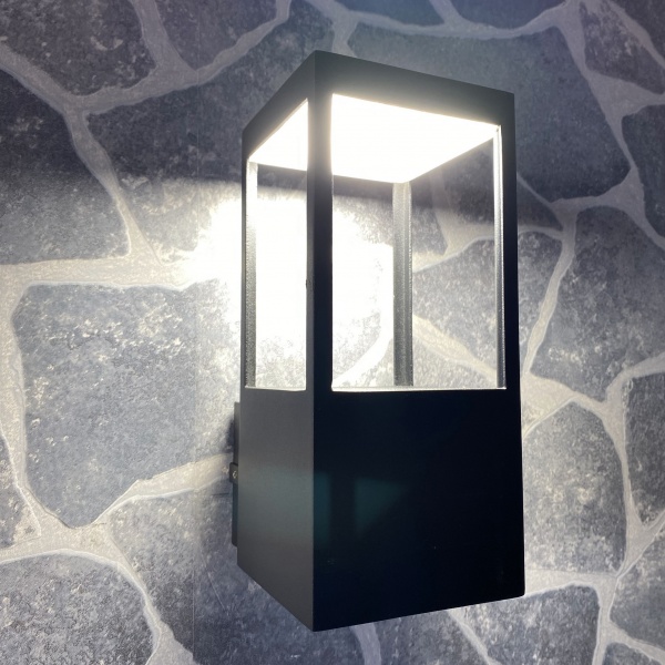 Світильник світлодіодний Blitz 10 Вт чорний 1007-11 