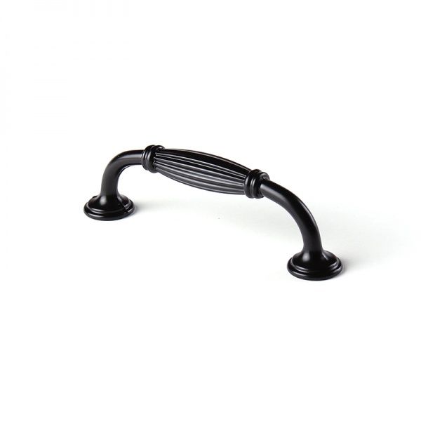 Ручка-скоба L4.008.96BL Larvij 96 мм черный