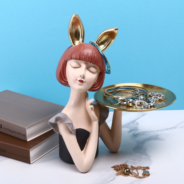 Статуетка LADY BUTLER 32x24x17,5 cм HOFF