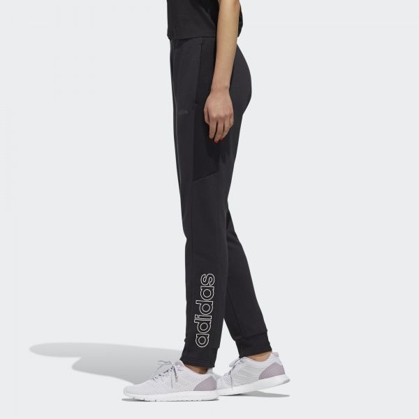 Брюки Adidas W FC PANT FM4370 р. S черный