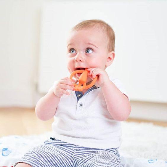 Прорізувач Matchstick Monkey Мавпочка помаранчева 11 см (MM-ONT-020)