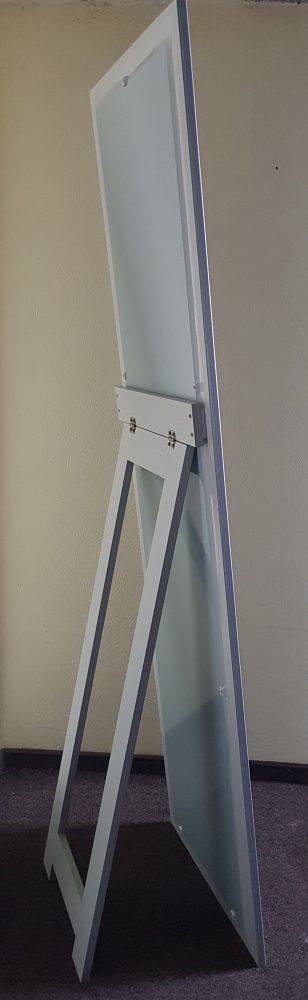 Напольное зеркало Украина МДФ ЛИРА 1640х490х40 мм алюминий