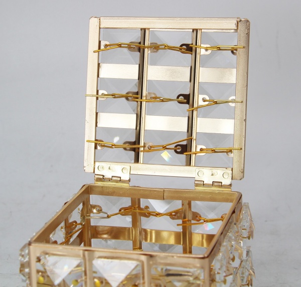 Скринька для прикрас Chic