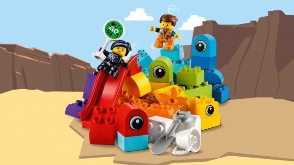 Конструктор LEGO Duplo Гости Эммета и Люси с планеты 10895