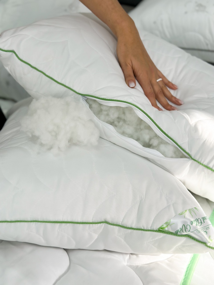 Подушка Floral Aloe Vera ARCLOUD 70x70 см білий із зеленим