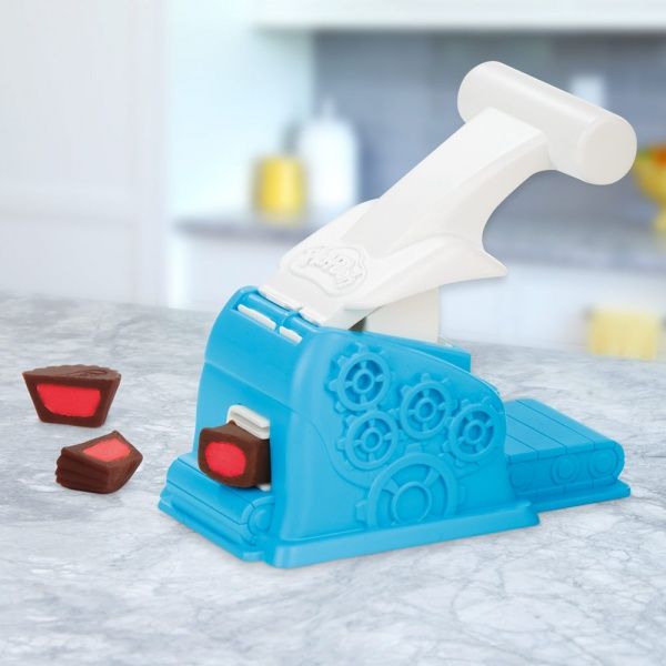 Игровой набор Play-Doh Фабрика конфет E9844