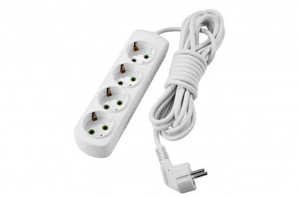 Удлинитель Lezard с заземлением 4 гн. белый 3 м 721-0403-401 