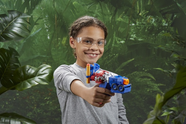 Бластер Hasbro іграшковий Оптимус Прайм серії Трансформери: Повстання звірів F3901