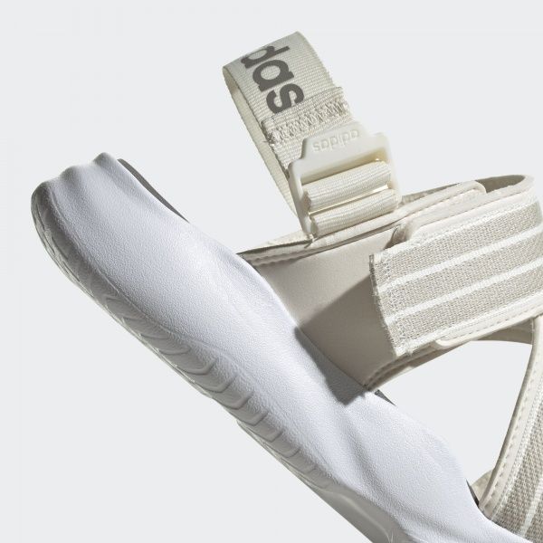 Сандалі Adidas 90s SANDAL EG5133 р. 5 білий