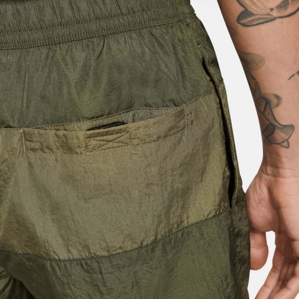 Шорти Nike M NSW AIR WVN SHORT DA0590-222 р. XL оливковий