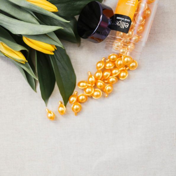 Олія Ellips PRO-KERATIN COMPLEX Smooth & Silky для відновлення світлого волосся 50 мл