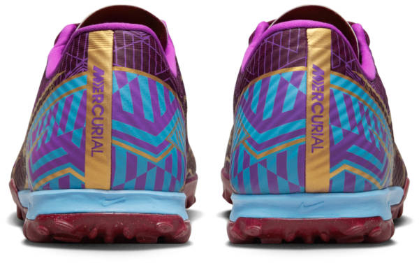 Сороконожки Nike ZOOM VAPOR 15 ACADEMY KM TF DV0708-694 р.44,5 красный