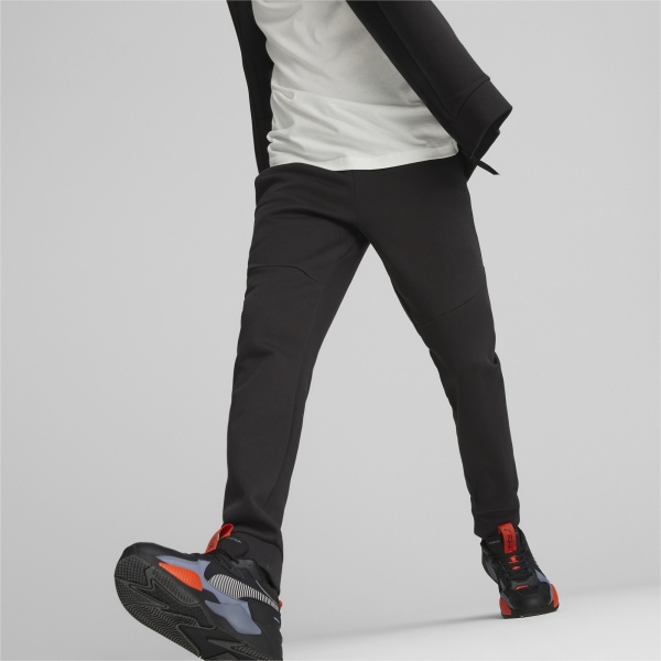 Штани Puma PUMATECH TRACK PANTS DK 53828601 р. M чорний