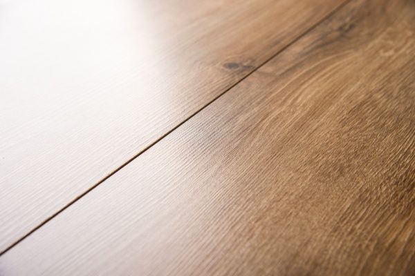 Ламінат Classen Casa Castle V4 52780 дуб меса 32/АС4 1286х282х8 мм