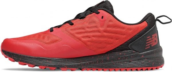 Кроссовки New Balance MTNTRCT3 р.US 8,5 красный