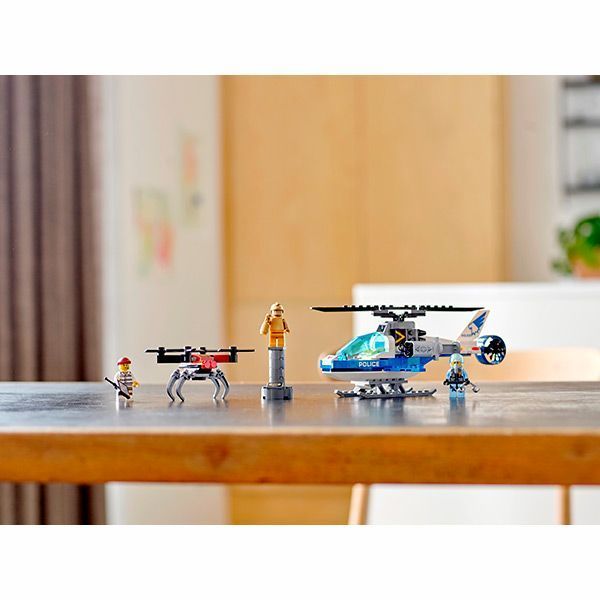 Конструктор Lego City Воздушная полиция: преследование с дроном 60207