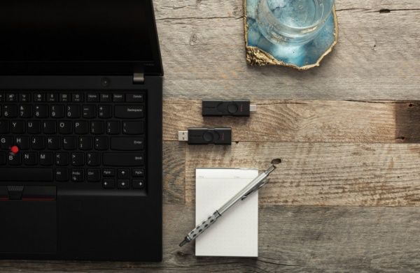 Флеш-пам'ять USB Kingston 32 ГБ USB 3.2 USB Type-C black (DTDE/32GB) 