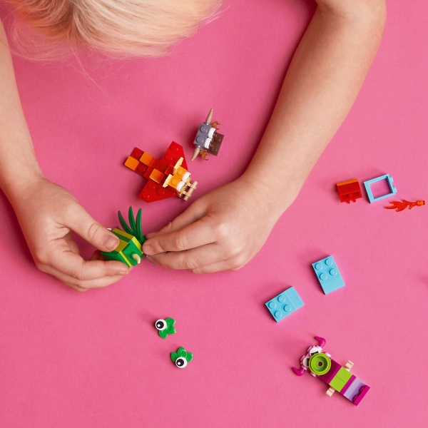 Конструктор LEGO Classic оригінальні монстри 11017