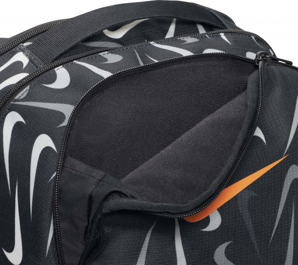Рюкзак Nike Brasilia DM2368-010 24 л черный