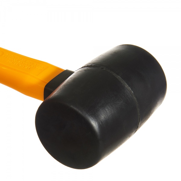 Киянка INGCO 220 гр черная фиберглас