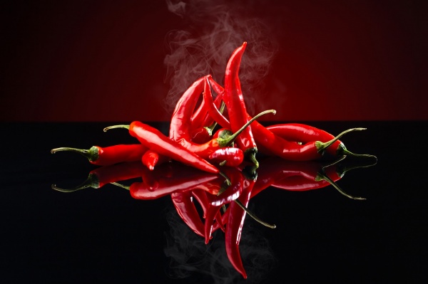 Репродукция Горячий перец 50x70 см Арт Фемелі 