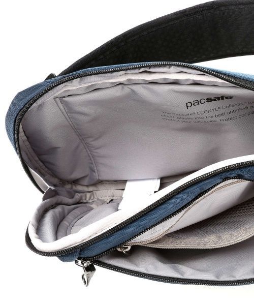 Рюкзак Pacsafe Econyl Vibe 325 11.6