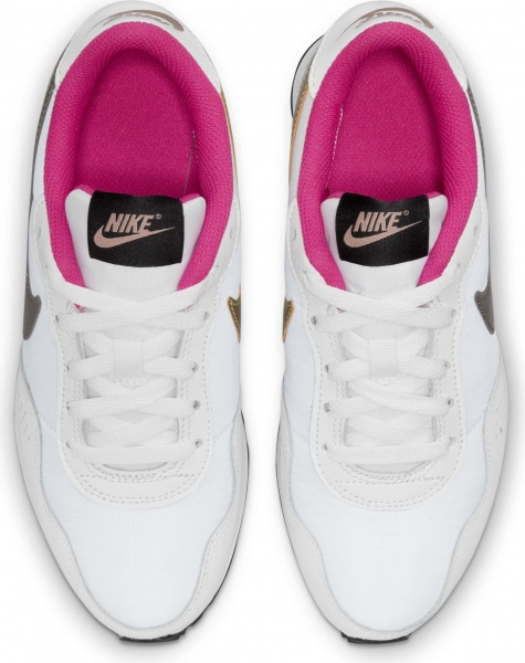 Кроссовки Nike MD Valiant CN8558-105 р.US 4,5Y белый